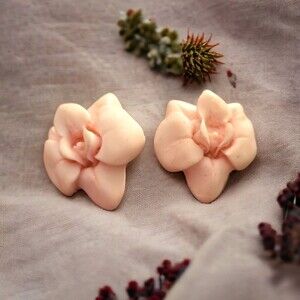 Vintage Plastic White w/ Pink Tint Flower Clip On Earrings